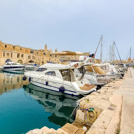 Apartamento Lovely 2br In The Historical Town Of Bormla By 360 Estates *