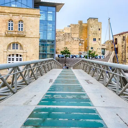 Apartamento Lovely 2br In The Historical Town Of Bormla By 360 Estates